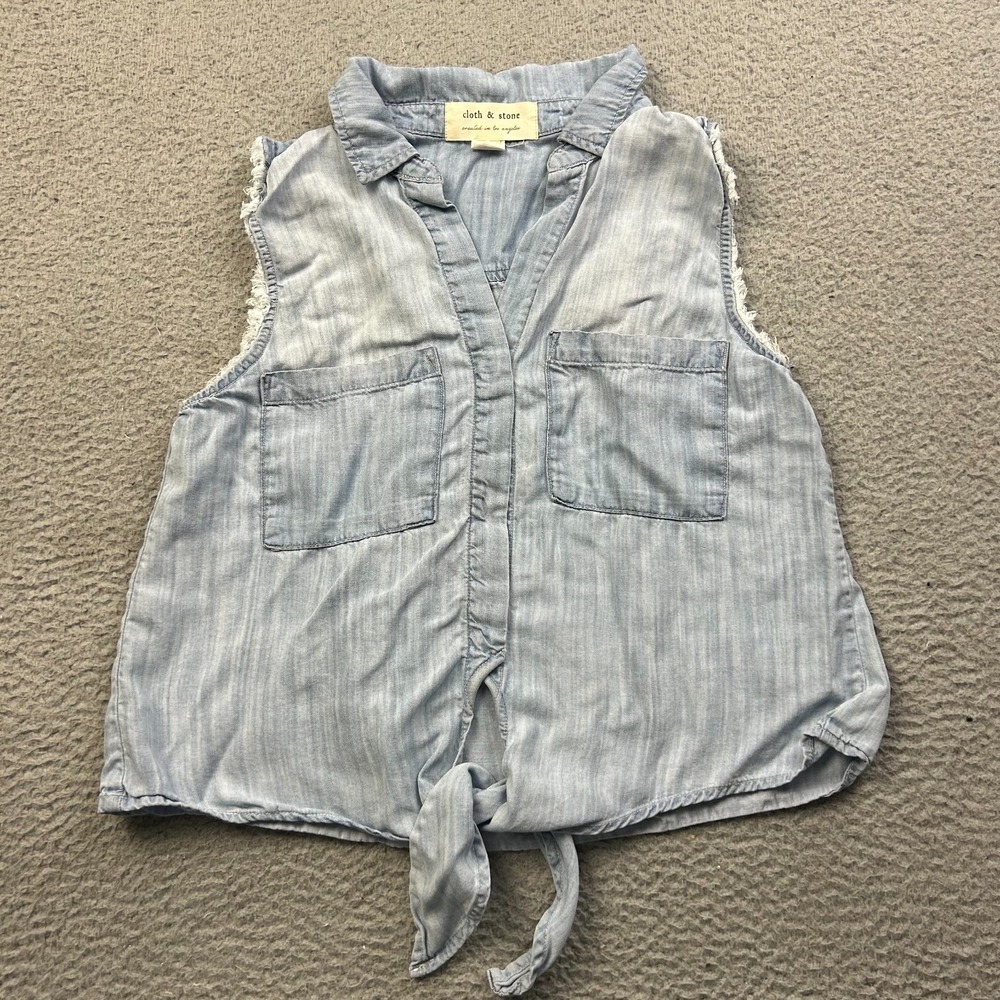 Cloth & Stone Shirt Womens Light Wash Chambray Frayed Trim Tie Front Size Small